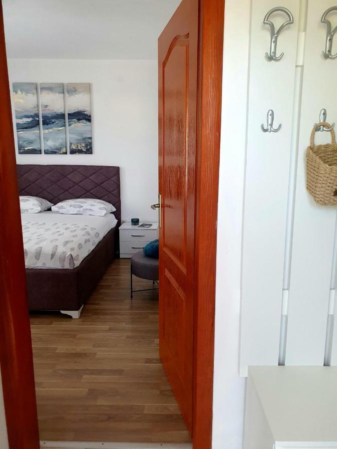 Apartment Macic Dub I Cattaro Esterno foto