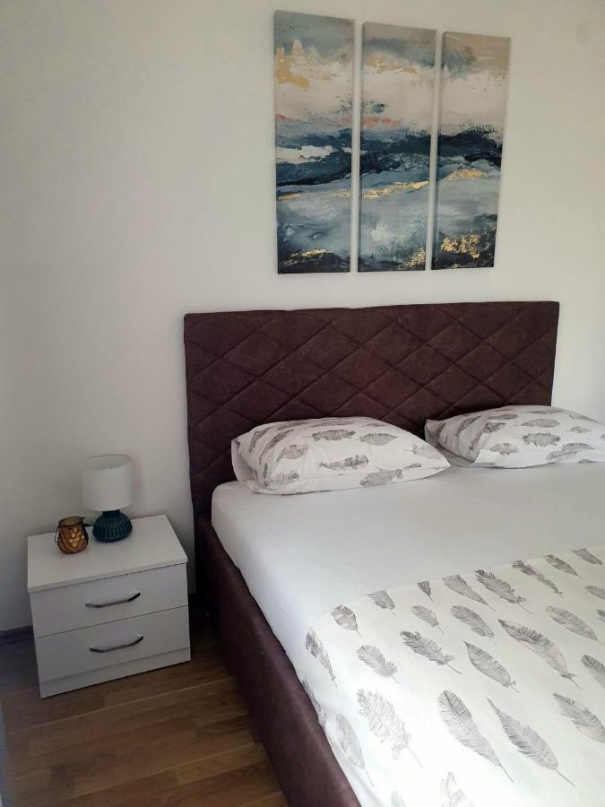 Apartment Macic Dub I Cattaro Esterno foto
