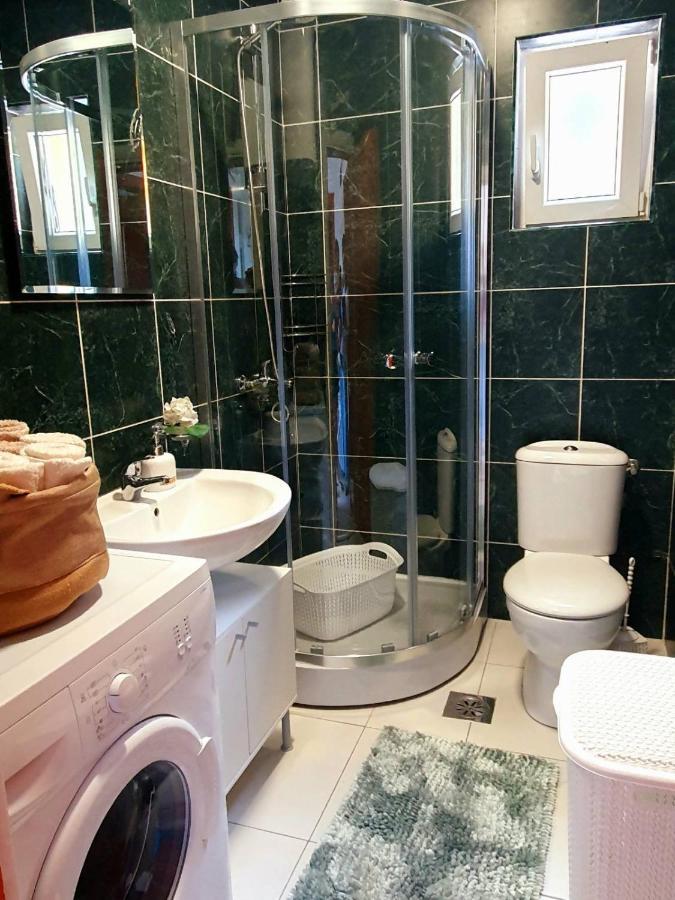 Apartment Macic Dub I Cattaro Esterno foto