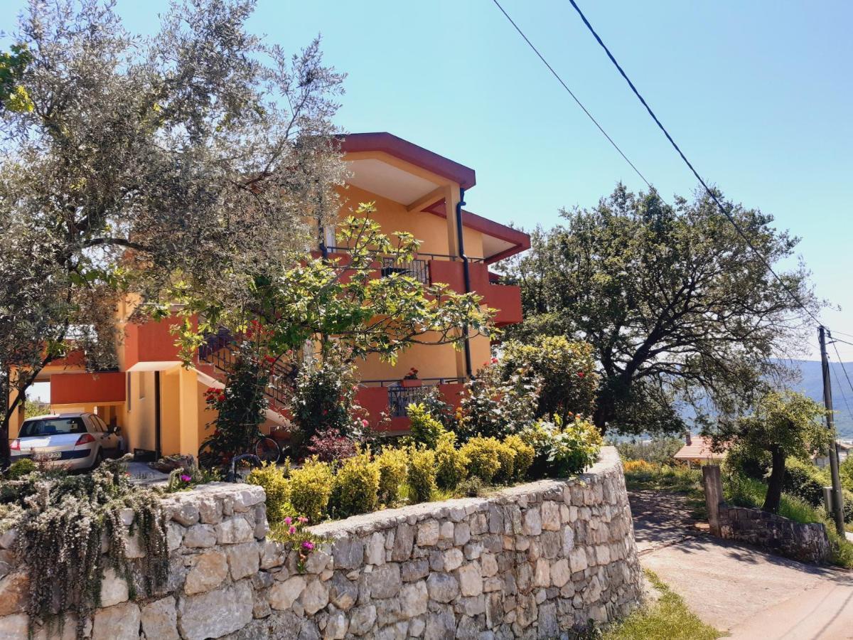 Apartment Macic Dub I Cattaro Esterno foto